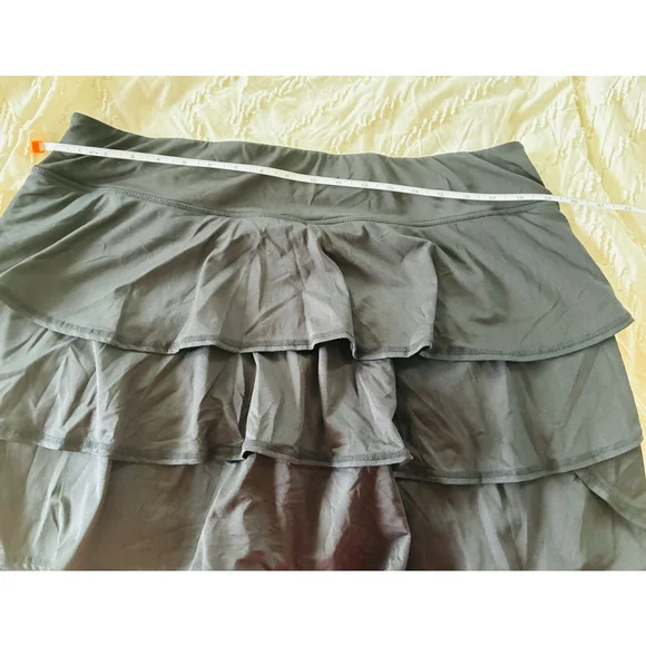 Women's Ideology Black Tiered Ruffle Mini Skirt with inner shorts 2X - Picture 5 of 6